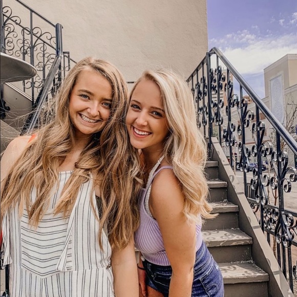 Meet your Posher, Brooklyn - Picture 8 of 8